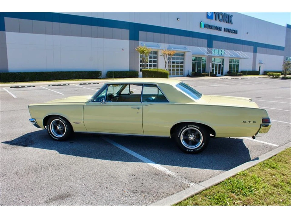 1965 Pontiac GTO 1st Gen - Image 27 of 31