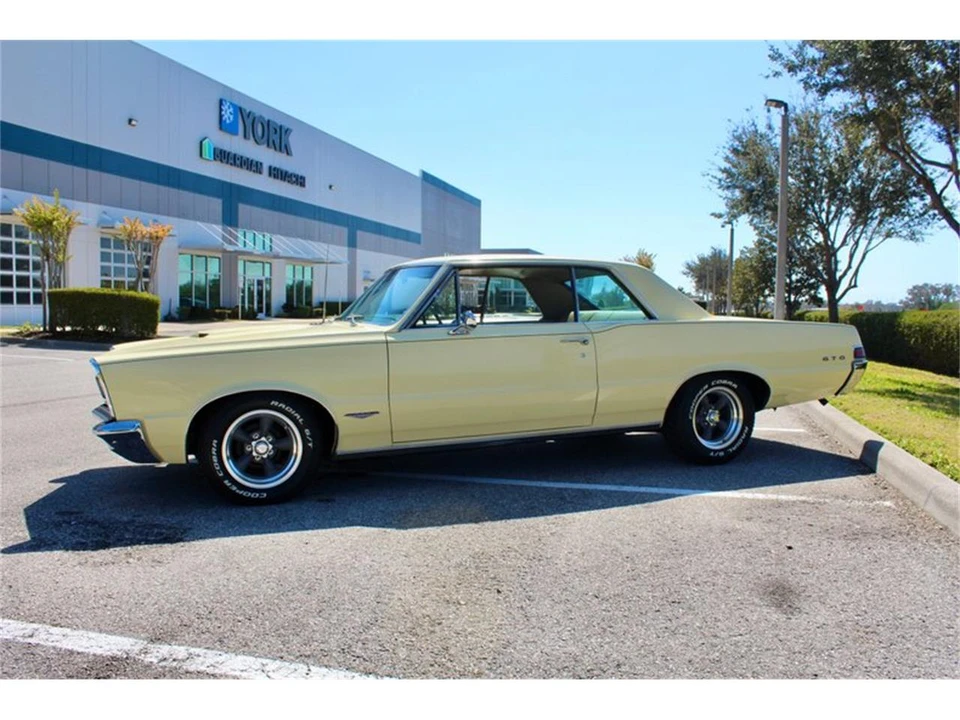 1965 Pontiac GTO 1st Gen - Image 9 of 31