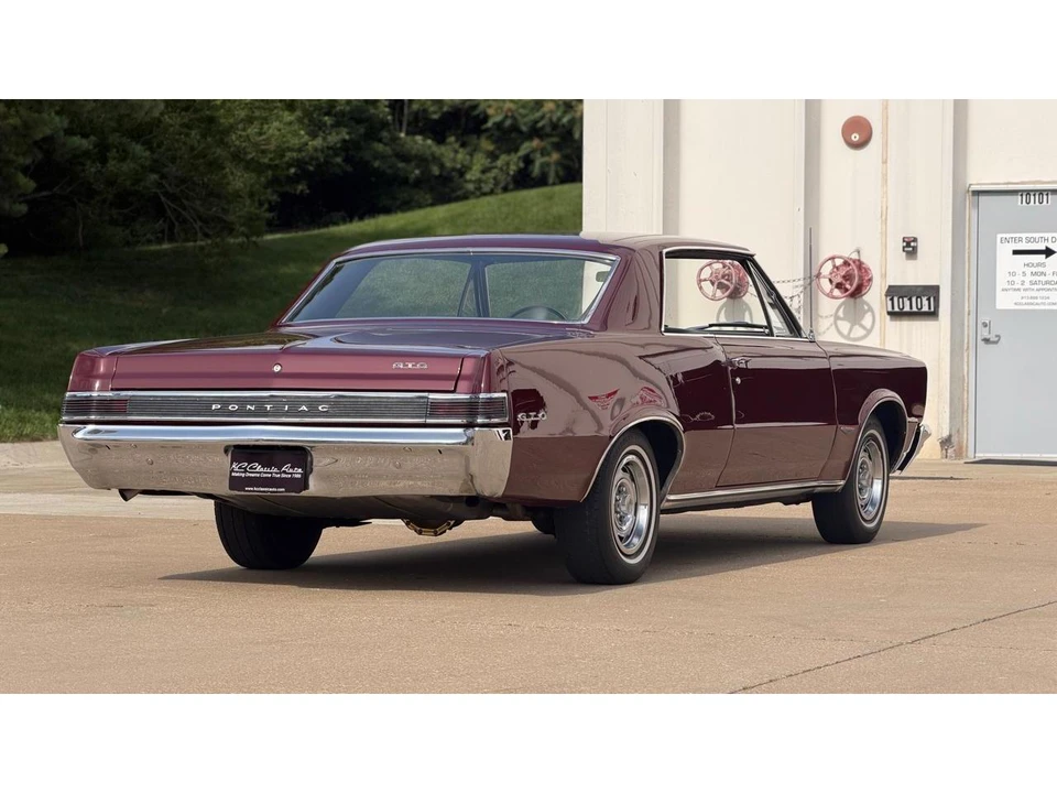 1965 Pontiac GTO 1st Gen - Image 17 of 31