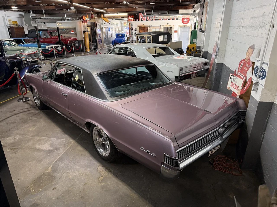1965 Pontiac GTO 1st Gen - Image 16 of 17