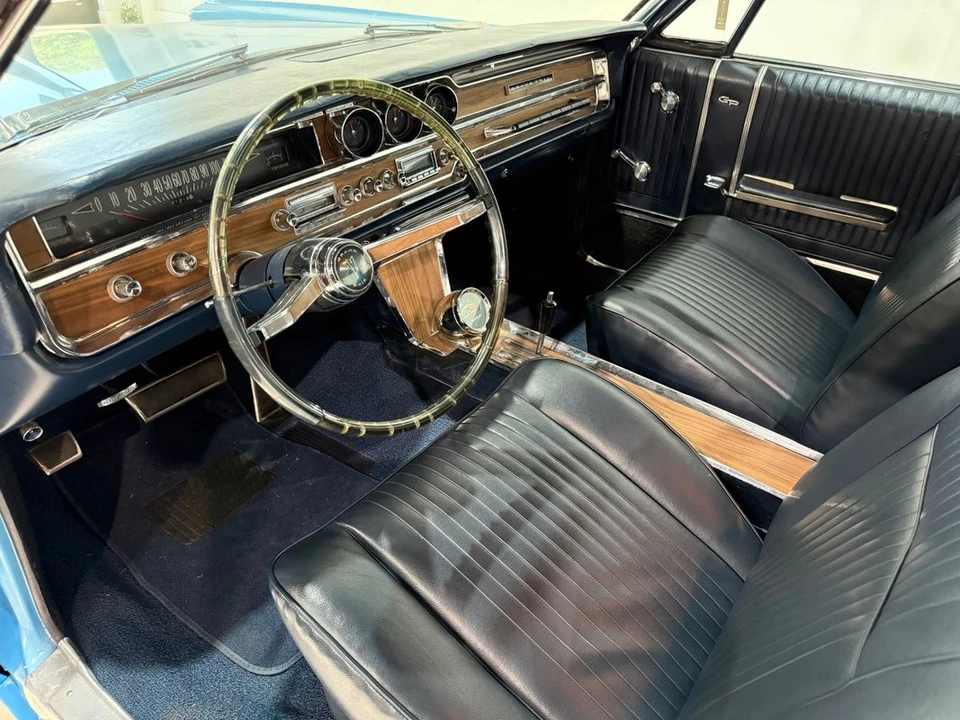 1965 Pontiac Grand Prix 1st Gen - Image 8 of 24