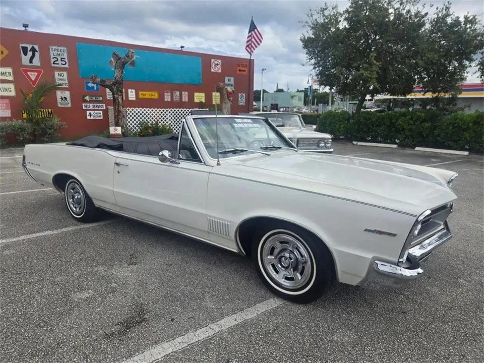 1965 Pontiac LeMans 2nd Gen - Image 4 of 12