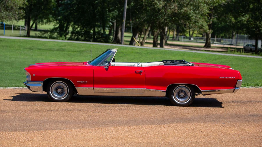 1965 Pontiac Parisienne - Image 2 of 20