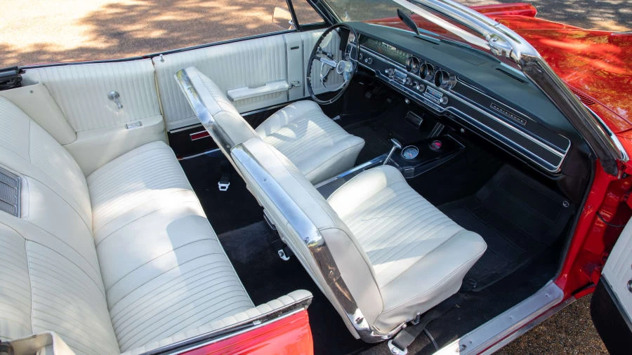 1965 Pontiac Parisienne - Image 5 of 20