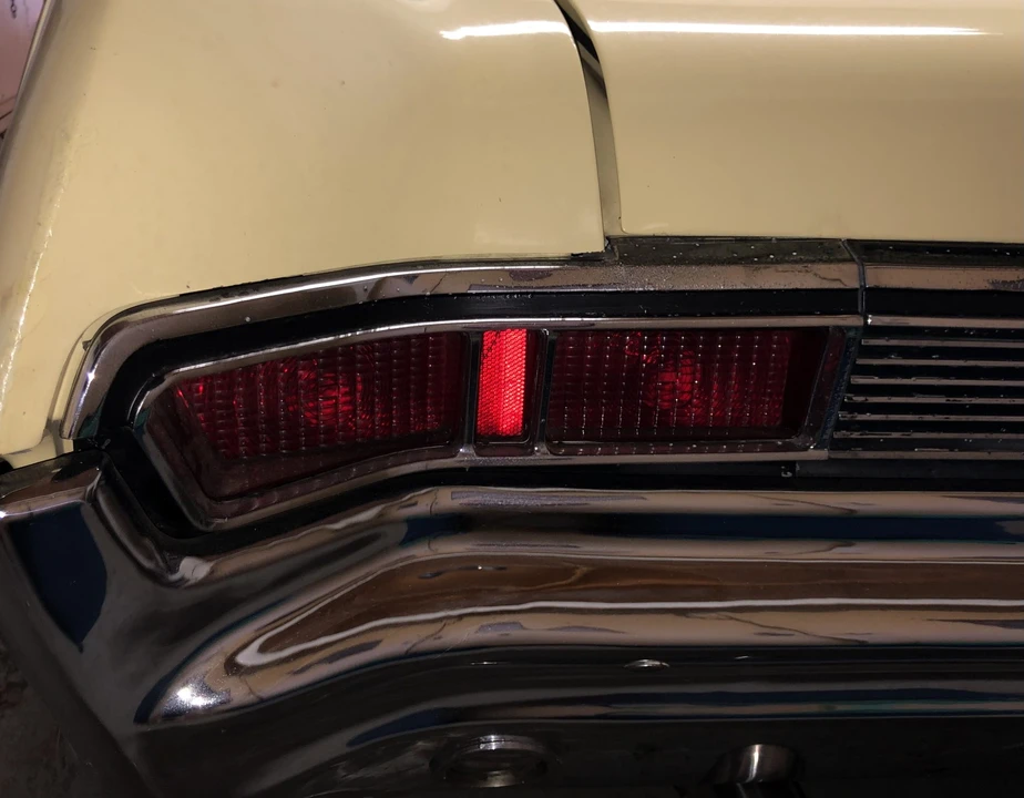 1965 Pontiac Parisienne - Image 25 of 31
