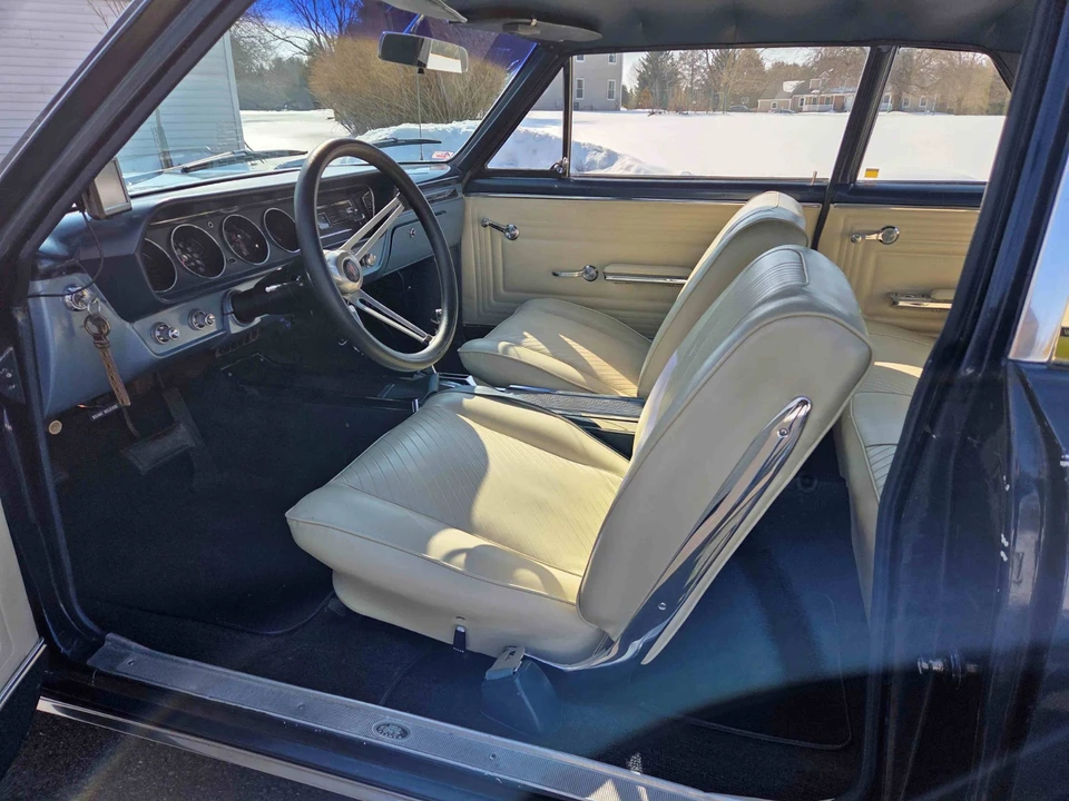 1965 Pontiac Tempest - Image 8 of 18