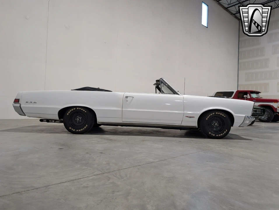 1965 Pontiac Tempest - Image 9 of 12