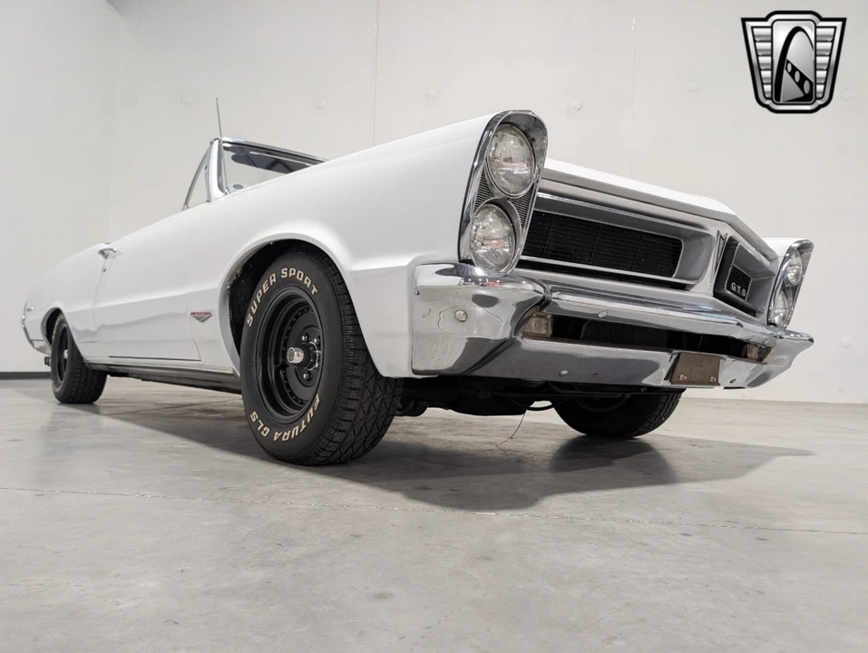 1965 Pontiac Tempest - Image 10 of 12
