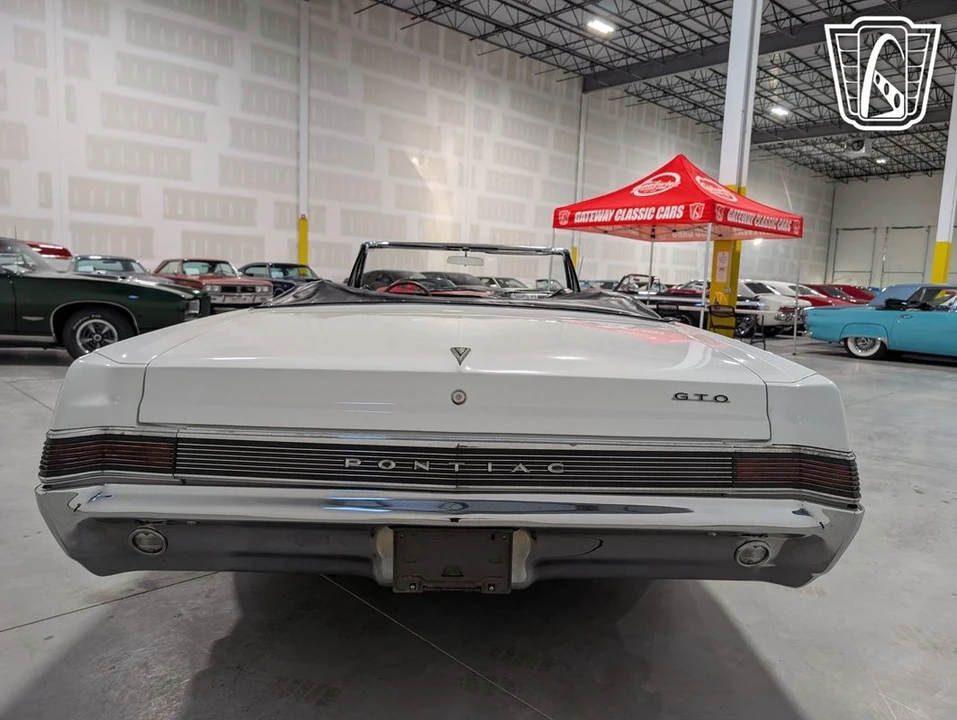 1965 Pontiac Tempest - Image 11 of 12