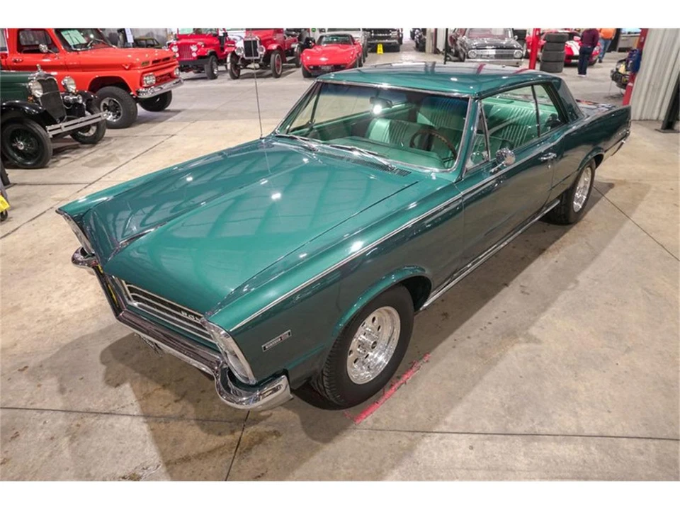 1965 Pontiac Tempest - Image 15 of 31