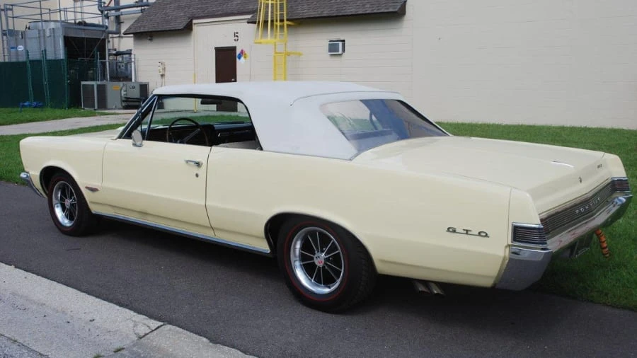 1965 Pontiac Tempest - Image 2 of 8
