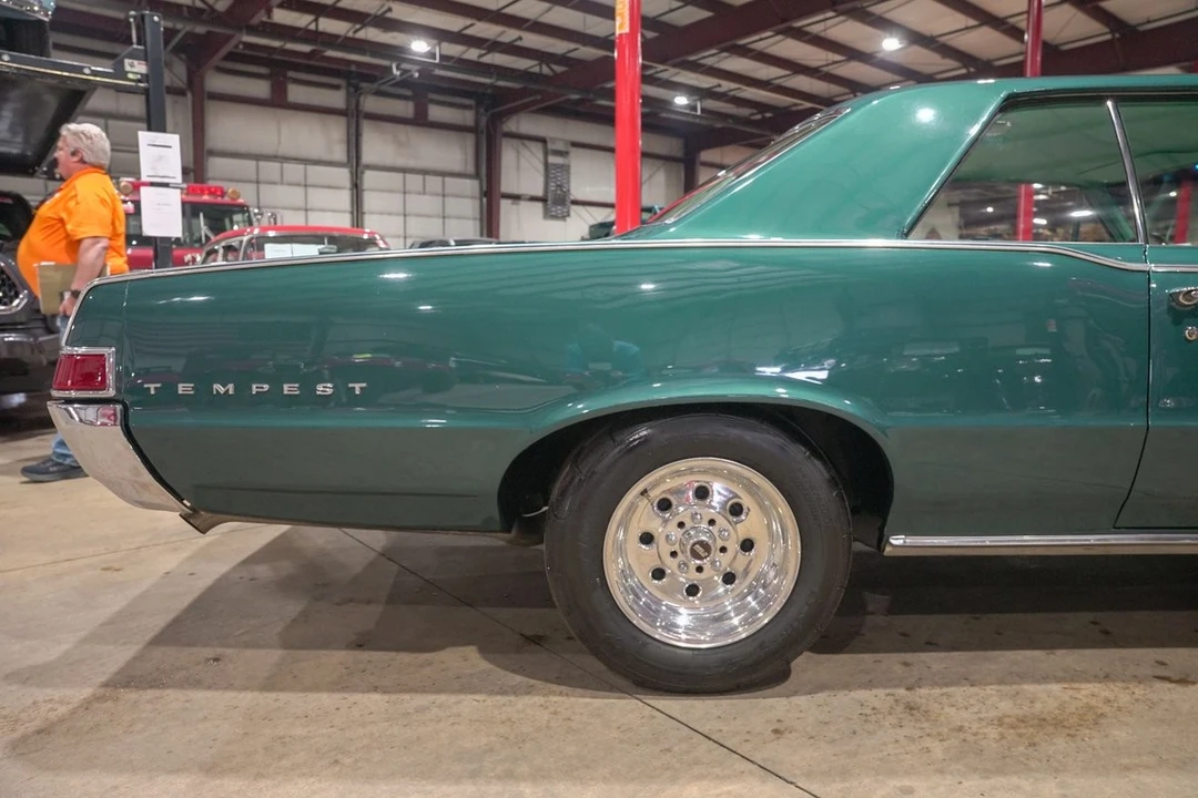 1965 Pontiac Tempest - Image 9 of 31
