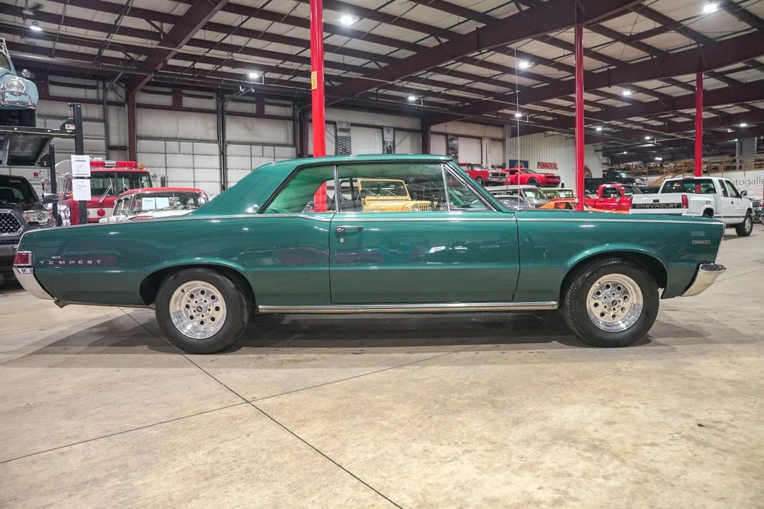 1965 Pontiac Tempest - Image 10 of 31