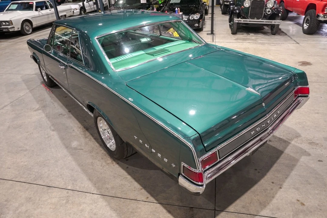 1965 Pontiac Tempest - Image 16 of 21