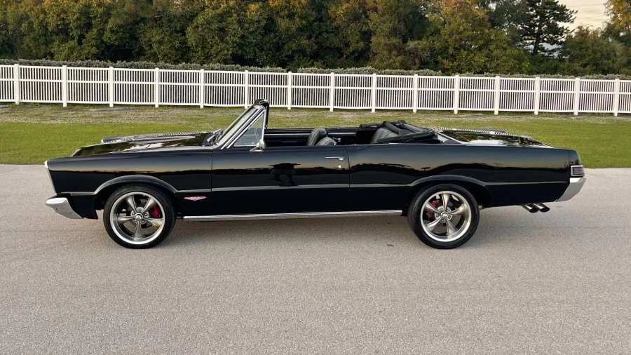 1965 Pontiac Tempest - Image 2 of 14