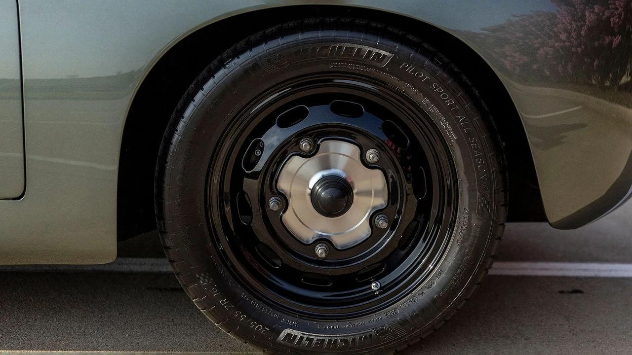 1965 Porsche 356 C - Image 24 of 31