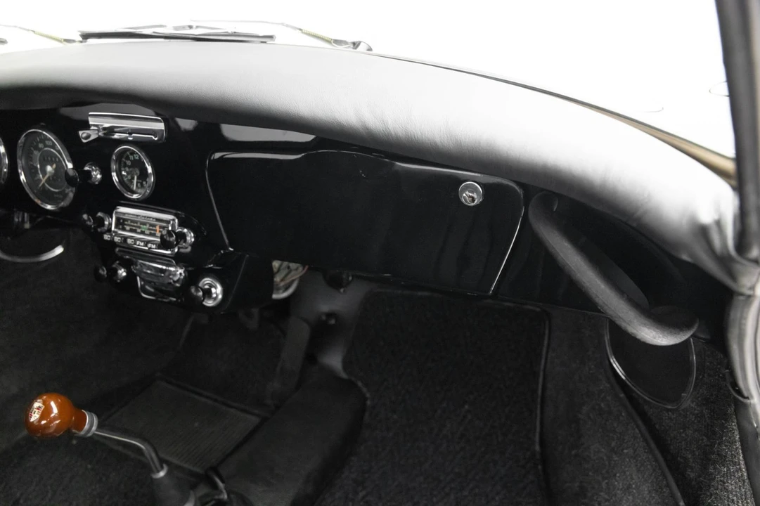 1965 Porsche 356 C - Image 28 of 31