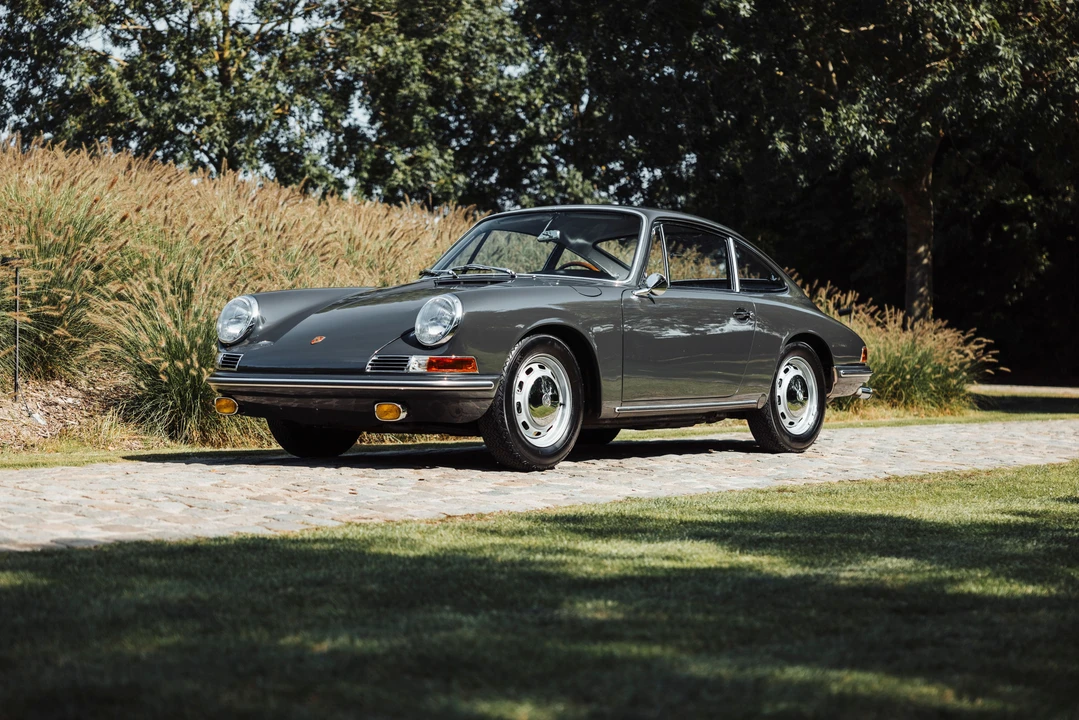 1965 Porsche 901 - Image 2 of 31