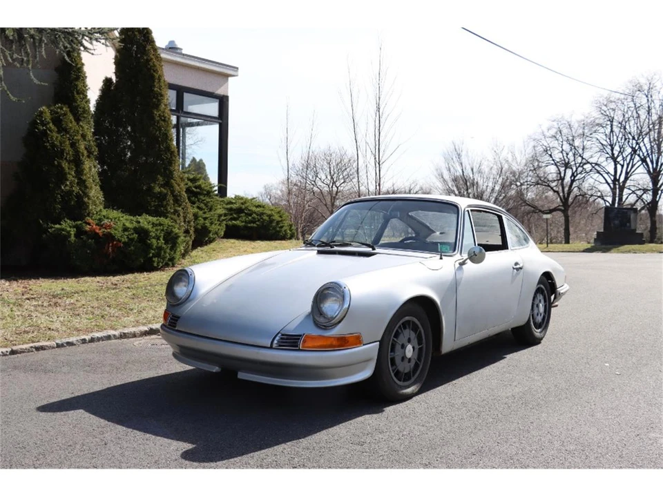 1965 Porsche 911 F-Body SWB - Image 2 of 9