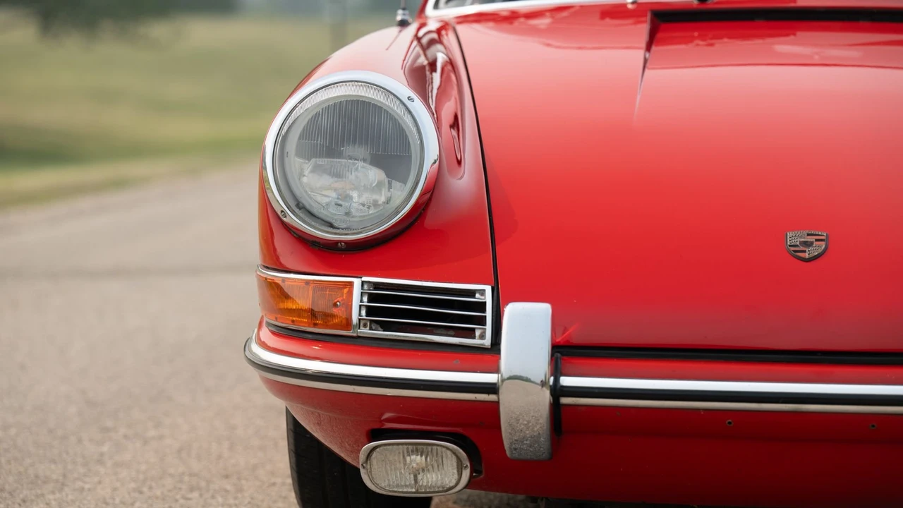 1965 Porsche 911 F-Body SWB - Image 18 of 31