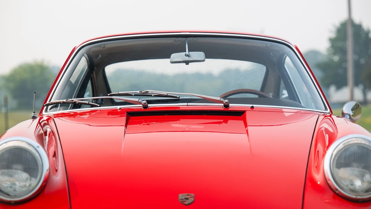 1965 Porsche 911 F-Body SWB - Image 21 of 31