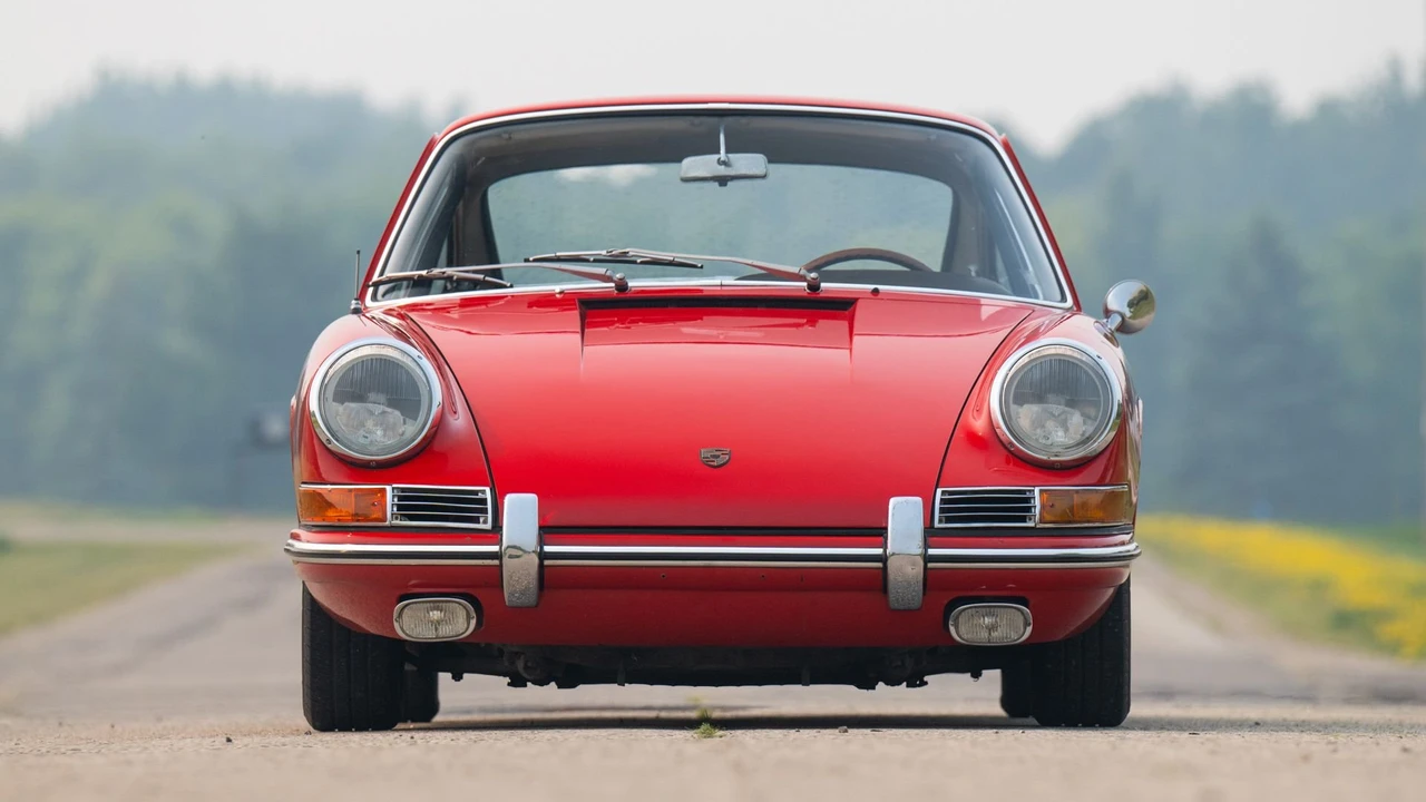 1965 Porsche 911 F-Body SWB - Image 17 of 31
