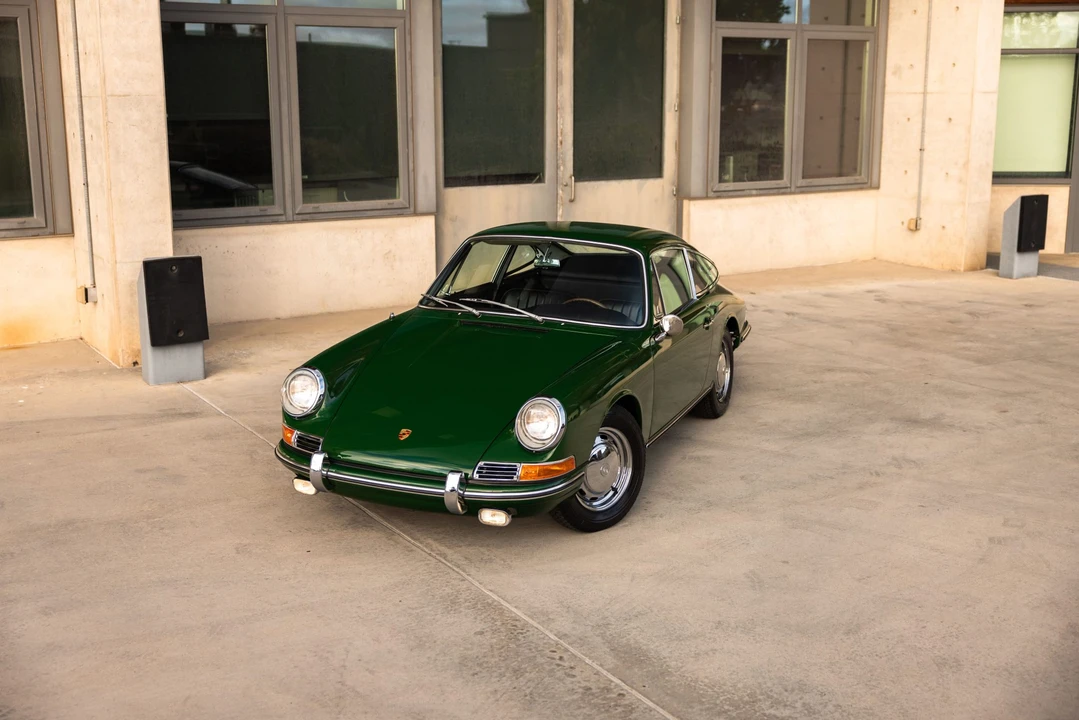 1965 Porsche 911 F-Body SWB - Image 11 of 31