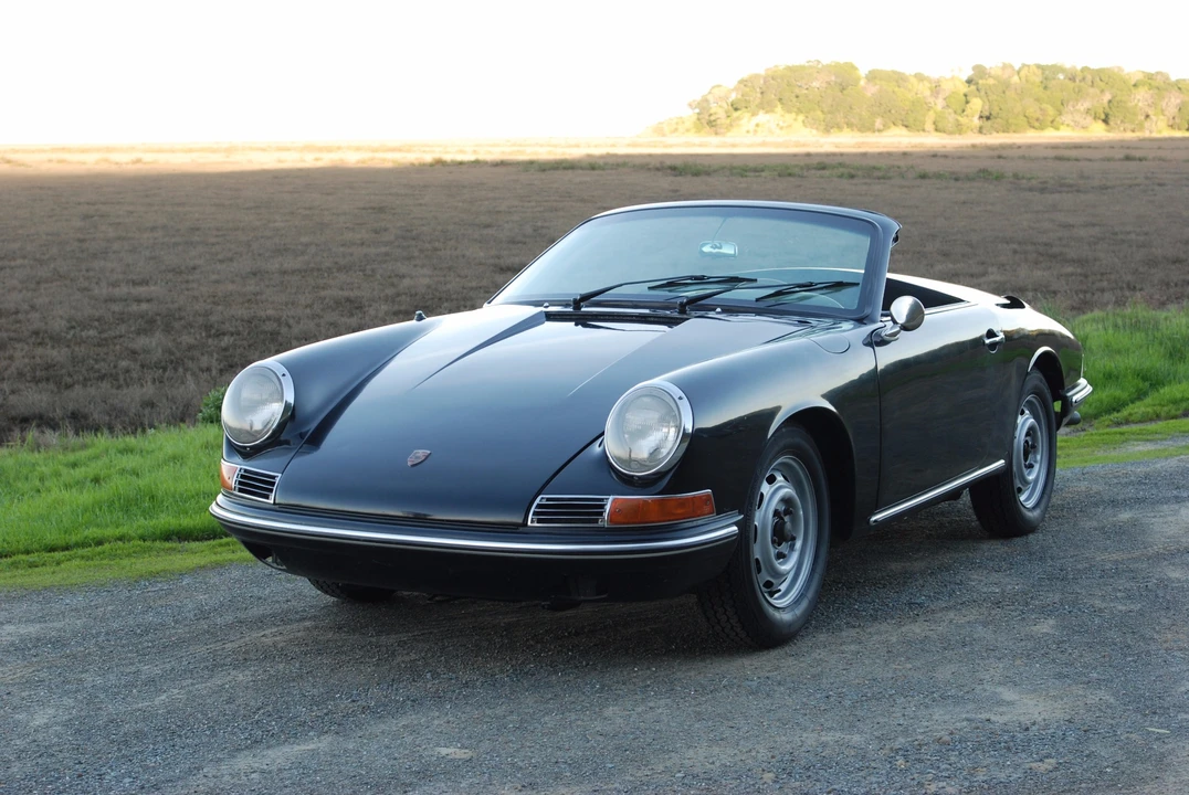1965 Porsche 911 F-Body SWB - Image 26 of 31