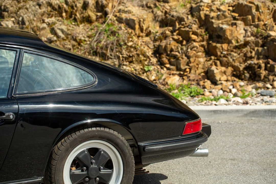 1965 Porsche 911 F-Body SWB - Image 25 of 31