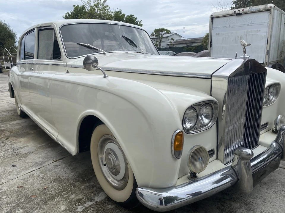 1965 Rolls-Royce Phantom V - Image 2 of 21