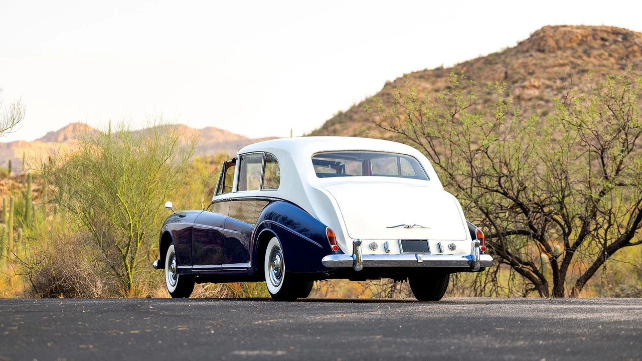 1965 Rolls-Royce Phantom V - Image 25 of 31