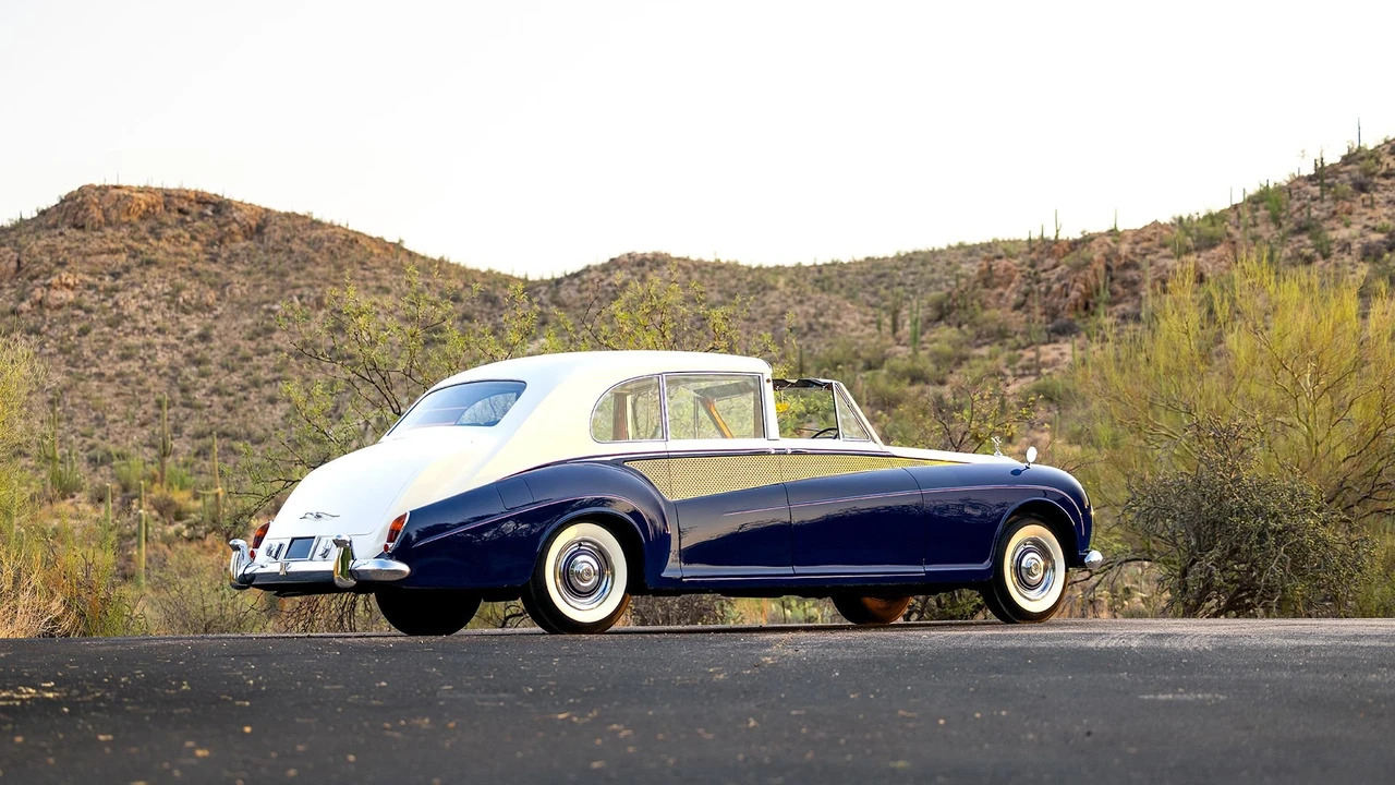 1965 Rolls-Royce Phantom V - Image 24 of 31