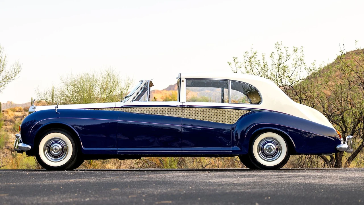 1965 Rolls-Royce Phantom V - Image 17 of 31