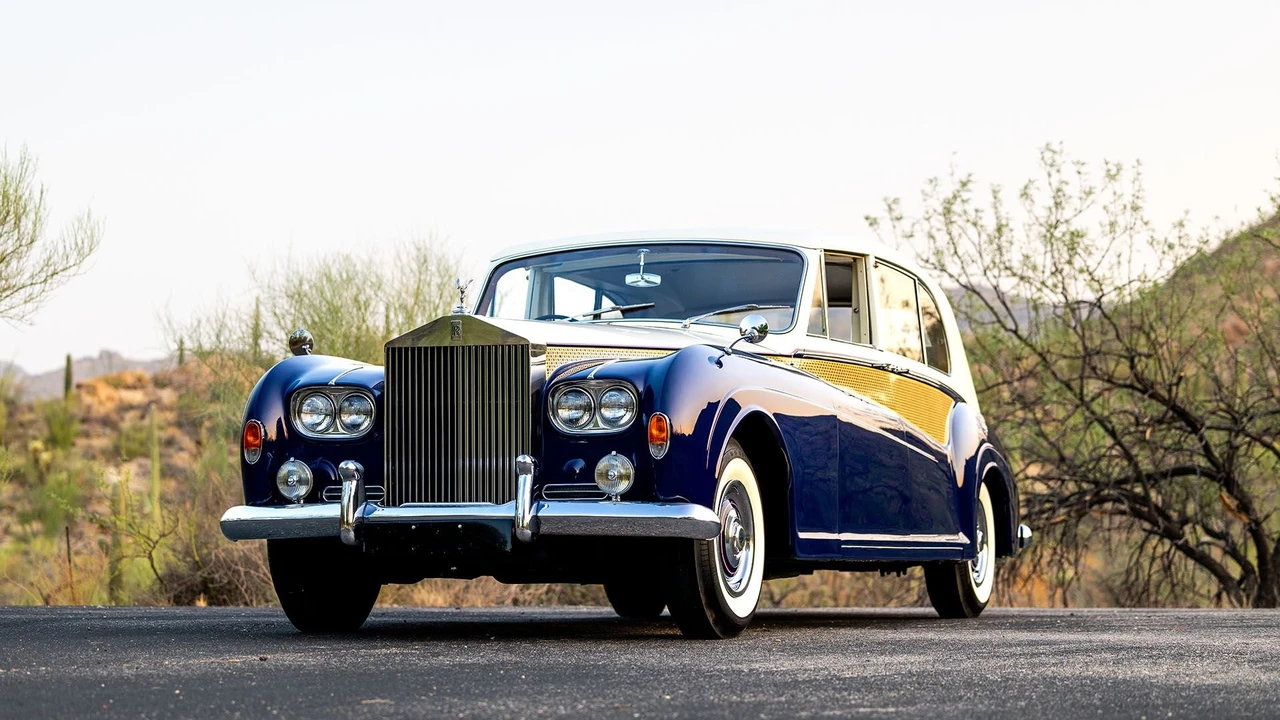 1965 Rolls-Royce Phantom V - Image 11 of 31