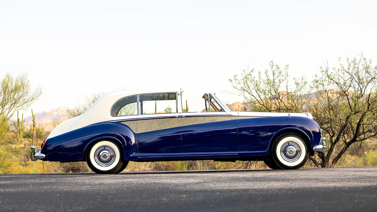 1965 Rolls-Royce Phantom V - Image 3 of 31