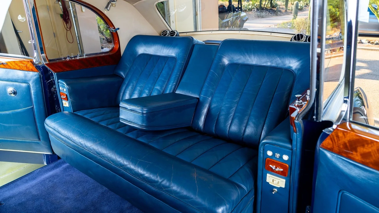 1965 Rolls-Royce Phantom V - Image 7 of 31