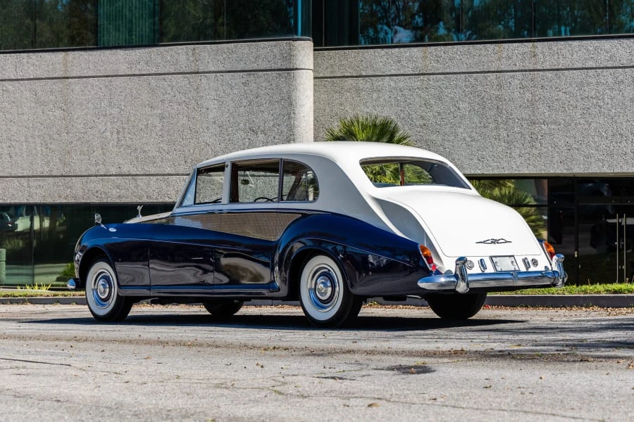 1965 Rolls-Royce Phantom V - Image 13 of 31
