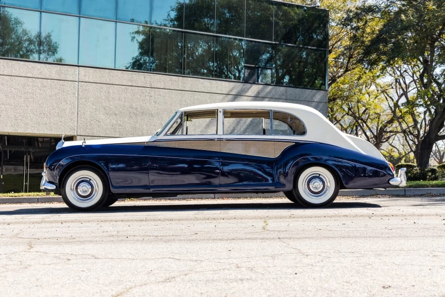 1965 Rolls-Royce Phantom V - Image 2 of 31