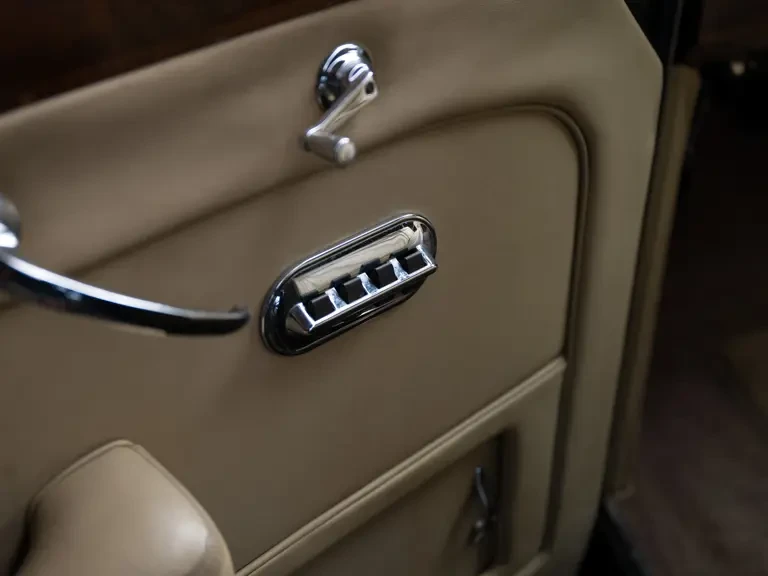 1965 Rolls-Royce Phantom V - Image 18 of 31