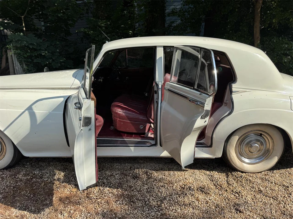 1965 Rolls-Royce Silver Cloud III - Image 13 of 28