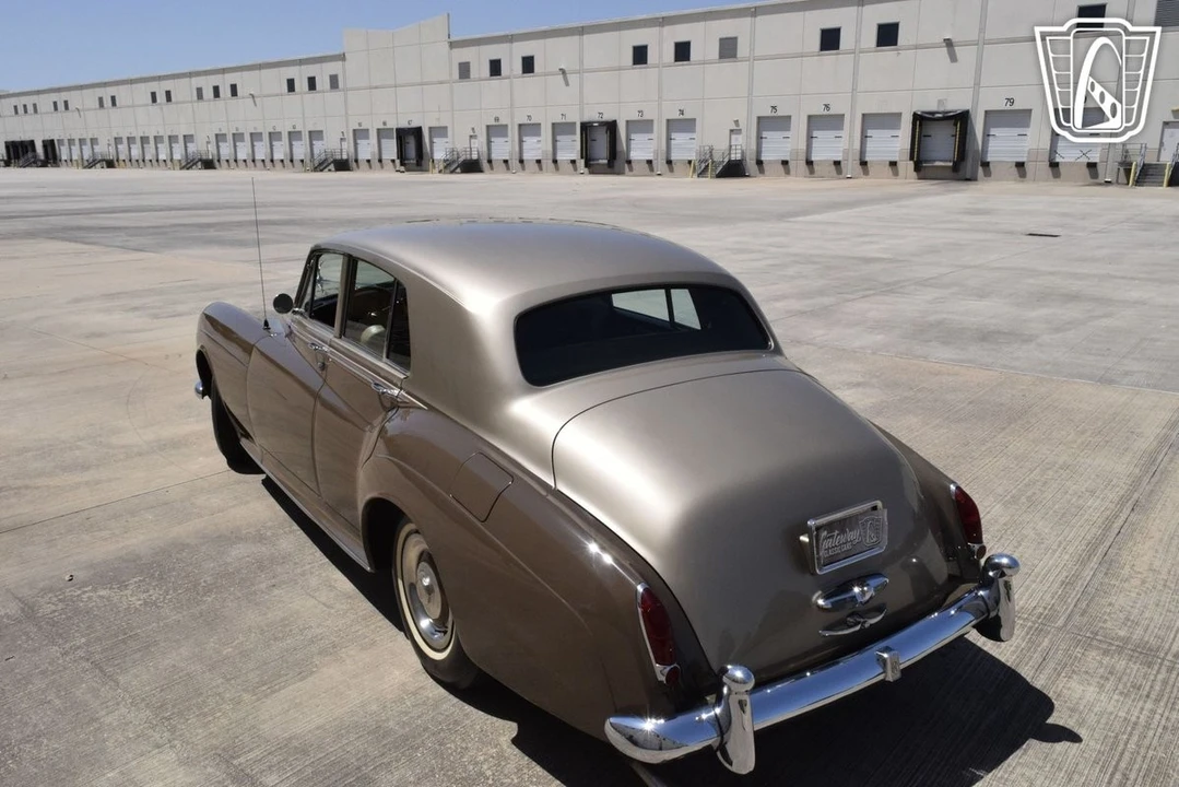 1965 Rolls-Royce Silver Cloud III - Image 7 of 12
