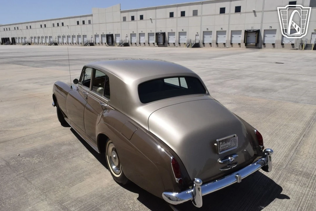 1965 Rolls-Royce Silver Cloud III - Image 8 of 12