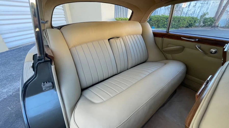 1965 Rolls-Royce Silver Cloud III - Image 14 of 30