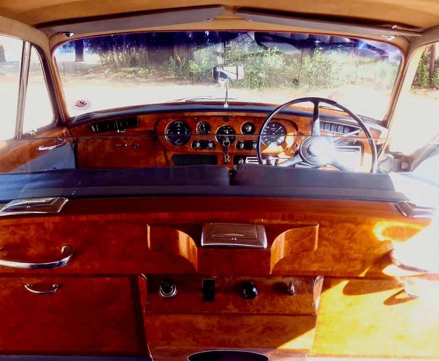 1965 Rolls-Royce Silver Cloud - Image 8 of 31