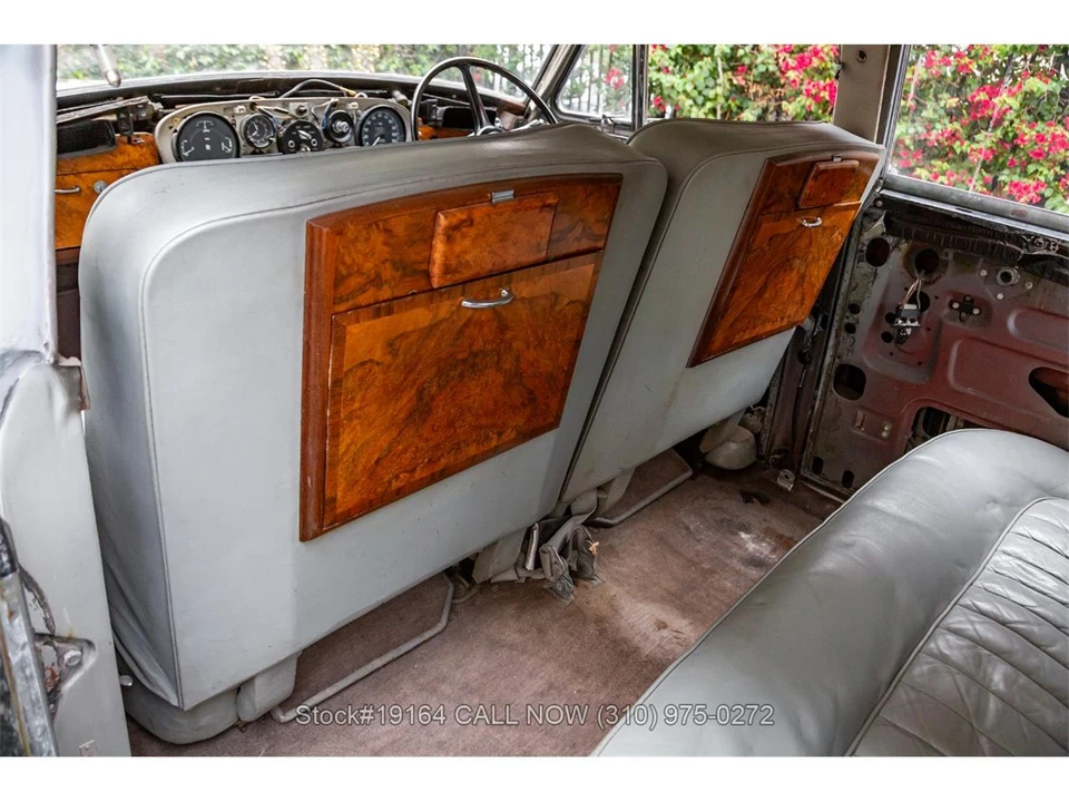 1965 Rolls-Royce Silver Cloud III - Image 16 of 31