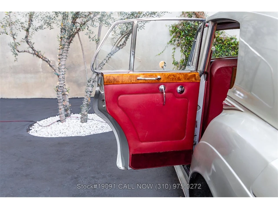 1965 Rolls-Royce Silver Cloud III - Image 16 of 31