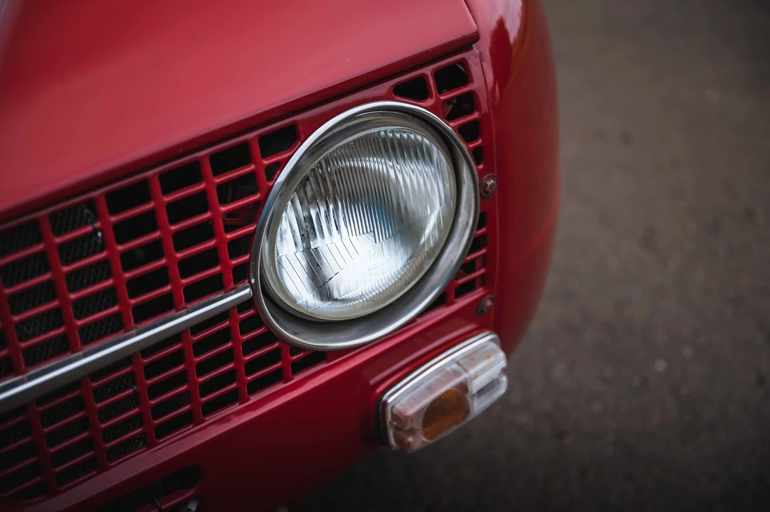 1965 Saab 96 - Image 30 of 31