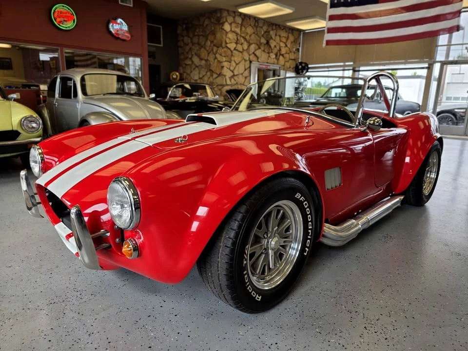 1965 Shelby Cobra 289 - Image 2 of 17