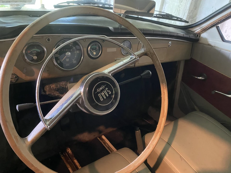 1965 Saab 96 - Image 15 of 31