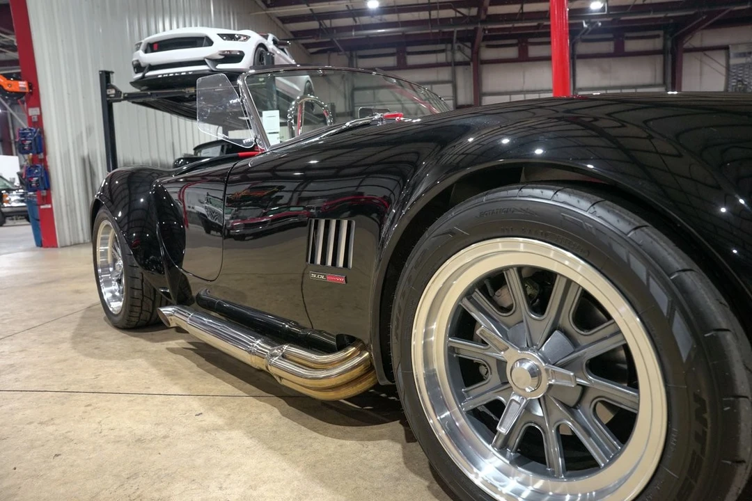 1965 Shelby GT350 - Image 25 of 31